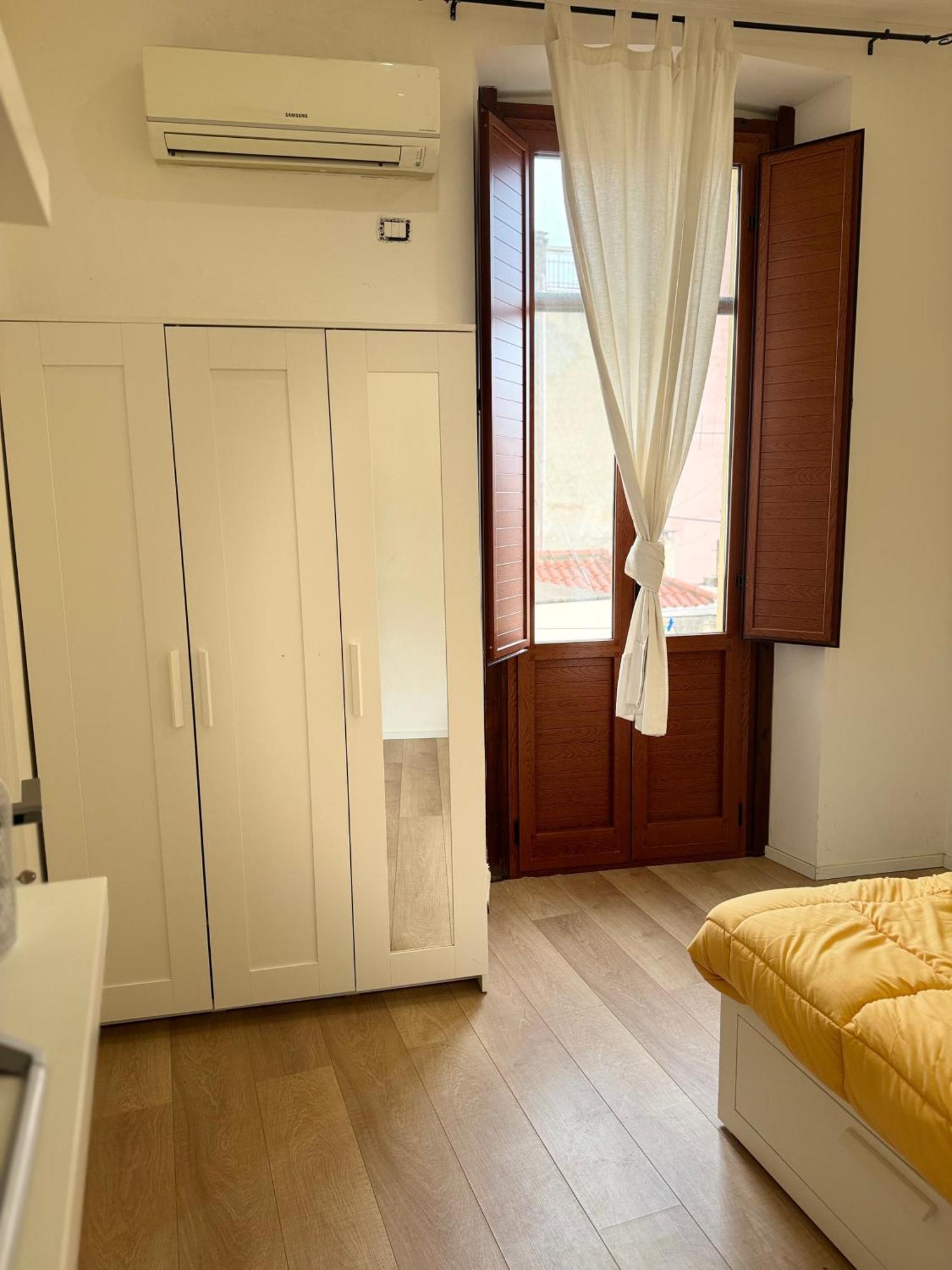 Fl Apartments Nel Corso กาญารี ภายนอก รูปภาพ
